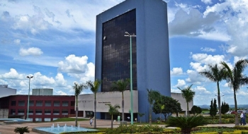 Refis 2025 é ampliado e prazo para negociação de débitos municipais com desconto vai até 30 de abril